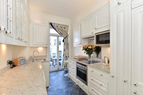 2 bedroom flat to rent, Earl's Court Square, London, SW5