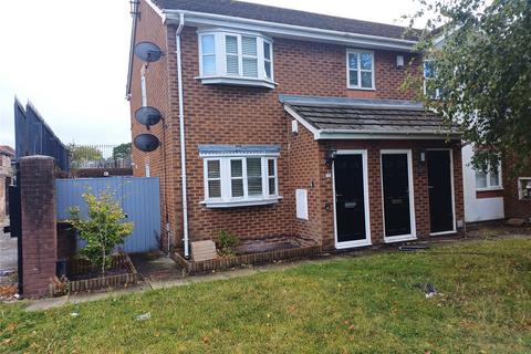 Flat - Hunts Cross Avenue, Liverpool, Merseyside, L25