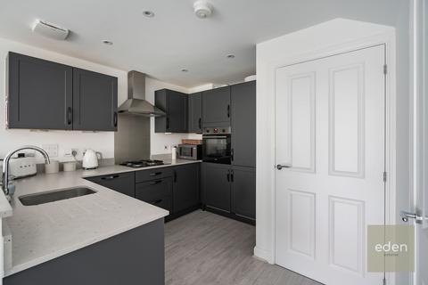 3 bedroom semi-detached house for sale, Saki Close, Aylesford, ME20