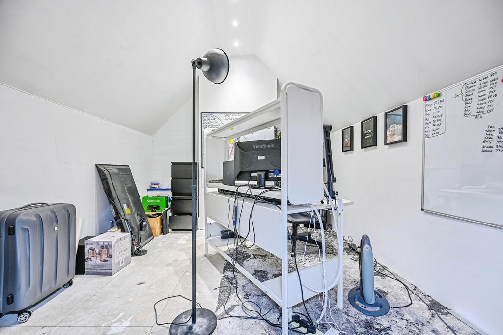 Pbox-IMG.jpg