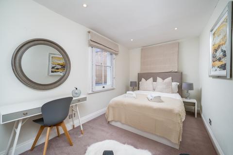 3 bedroom flat to rent, Portobello Road, London, W11