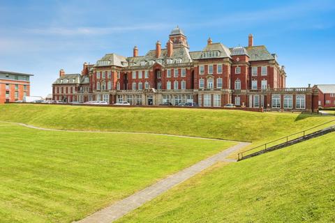 Queens Promenade, Bispham, Blackpool, Lancashire, FY2