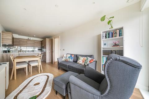 2 bedroom apartment for sale, Duke Of Wellington Avenue, London, SE18