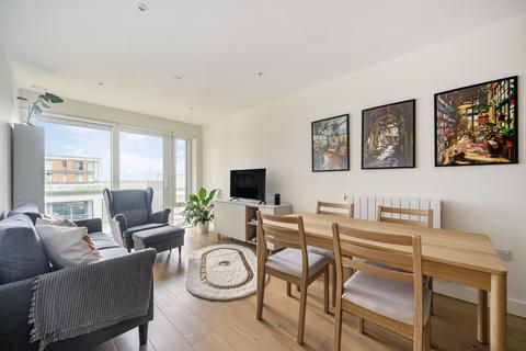 2 bedroom flat for sale, Judde House, Duke of Wellington Avenue, London, Greater London, SE18