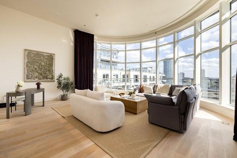 3 bedroom flat to rent, Lensbury Avenue, London, SW6
