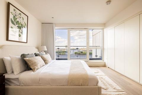 3 bedroom flat to rent, Lensbury Avenue, London, SW6