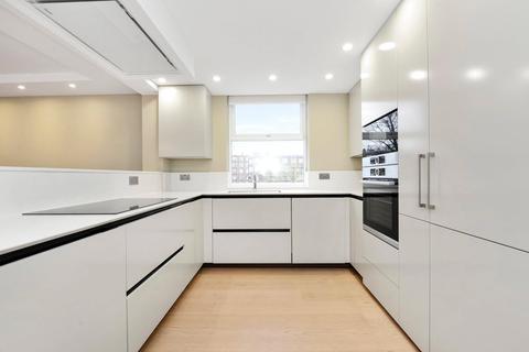3 bedroom flat to rent, St. Johns Wood Park, London, NW8