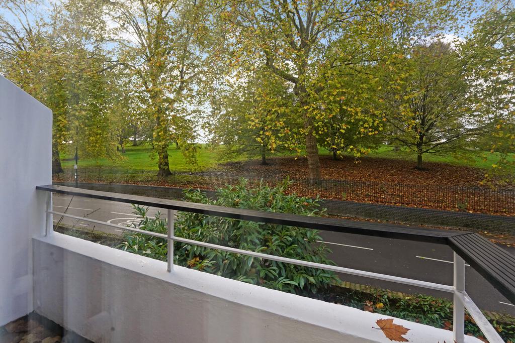 3. Balcony view of t