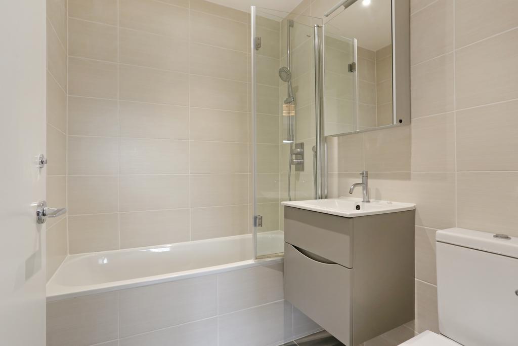 12. Bathroom 3
