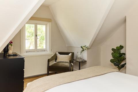 undefined, Despard Road, London, N19