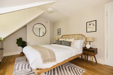 2 bedroom flat to rent, Despard Road, London, N19