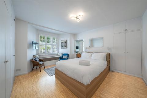 2 bedroom terraced house to rent, King Henrys Road, Primrose Hill, NW3