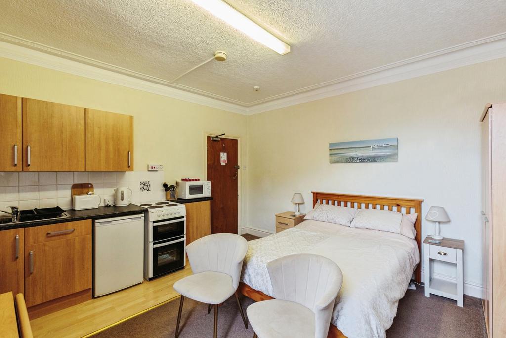 Flat 4
