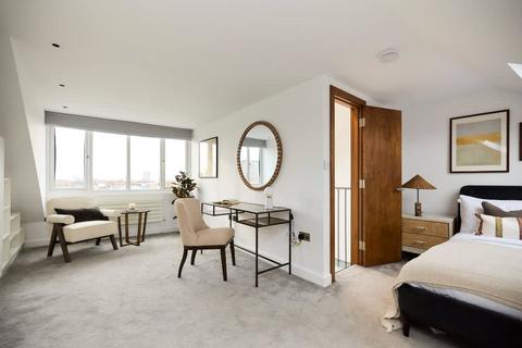 undefined, Hamilton Gardens, London, NW8