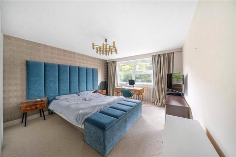 3 bedroom flat to rent, Gloucester Avenue, Primrose Hill, London, NW1
