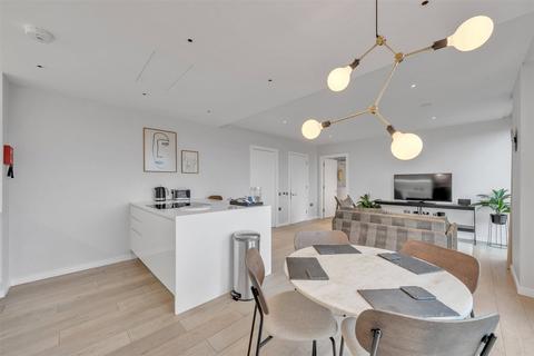 2 bedroom flat to rent, Water Lane, London, NW1