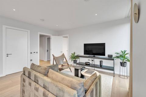 2 bedroom flat to rent, Water Lane, London, NW1