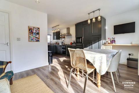 3 bedroom townhouse for sale, Agincourt Road, Lichfield, WS14 0GH