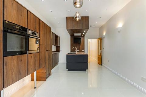 5 bedroom end of terrace house to rent, St. Leonards Road, London, SW14
