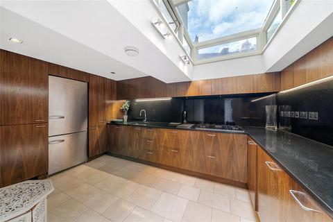 4 bedroom flat to rent, Pelham Street, London, SW7