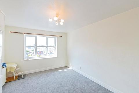 1 bedroom flat for sale, St. Annes Court, St. Annes Road, Blackpool, Lancashire, FY4
