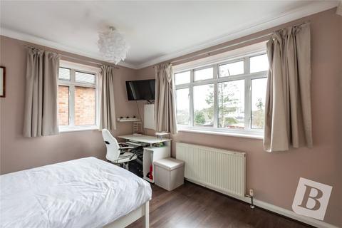 undefined, Heath Drive, Gidea Park, RM2