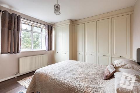 undefined, Heath Drive, Gidea Park, RM2