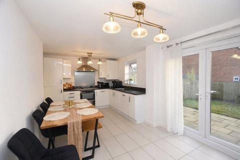 3 bedroom end of terrace house for sale, Andrews Walk, Infirmary, Blackburn, Lancashire, BB2