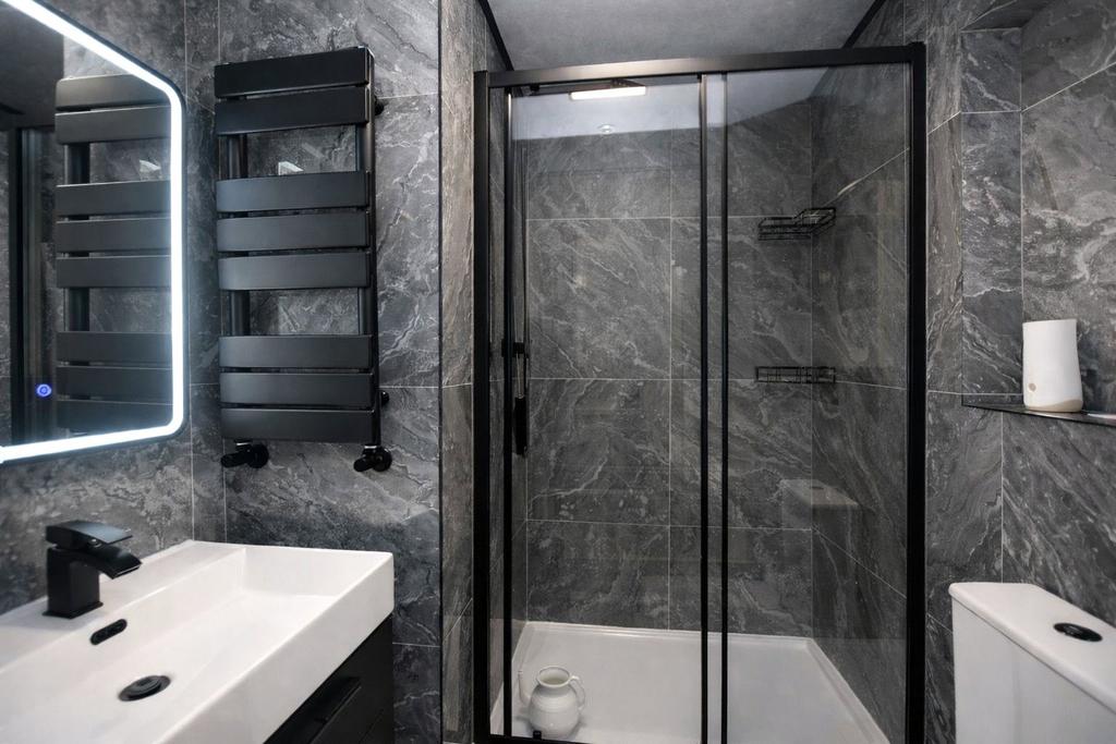 Ensuite