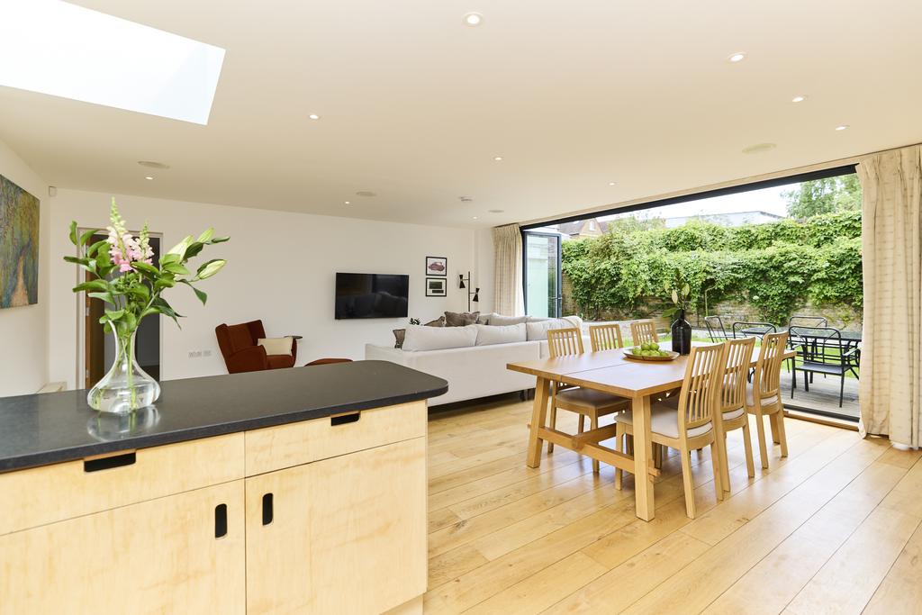 Ln bou 11 017