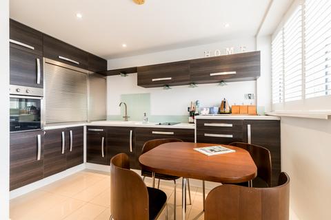 undefined, Heathfield Road, London, SW18