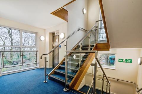 2 bedroom flat for sale, Palmerstones Court, Bolton, Greater Manchester, BL1