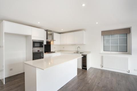 undefined, London Street, Chertsey, KT16