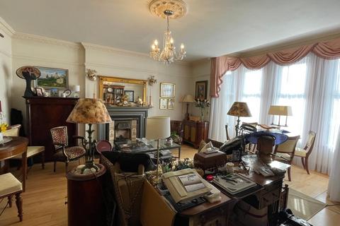 3 bedroom maisonette for sale, Northwood HA6
