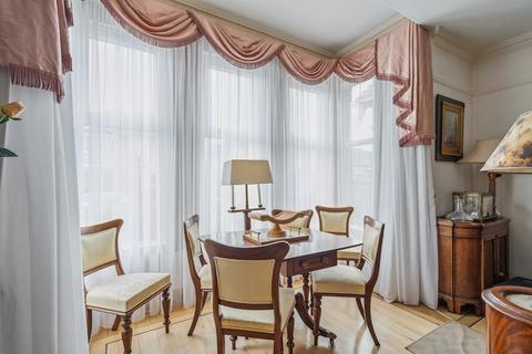 3 bedroom maisonette for sale, Northwood HA6