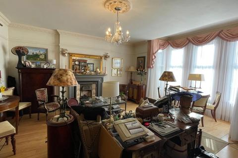 3 bedroom maisonette for sale, Northwood HA6