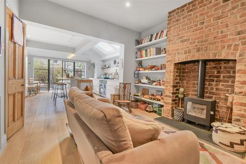 undefined, Jamieson Terrace, South Bank