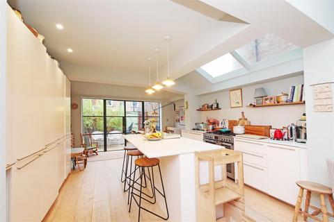 4 bedroom terraced house for sale, Jamieson Terrace, South Bank