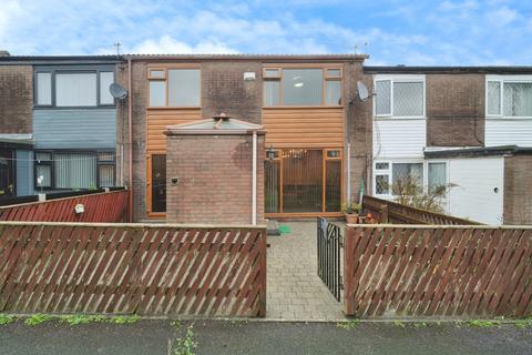 4 bedroom terraced house for sale, Kirkhope Walk, Bolton, Greater Manchester, BL1