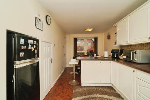 4 bedroom terraced house for sale, Kirkhope Walk, Bolton, Greater Manchester, BL1