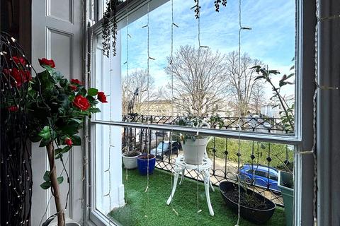 2 bedroom apartment for sale, London Road, Cheltenham, Gloucestershire
