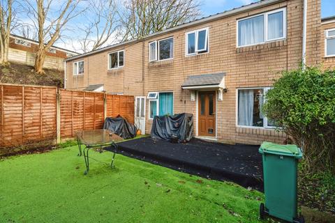 Gilnow Gardens, Bolton, Greater Manchester, BL1