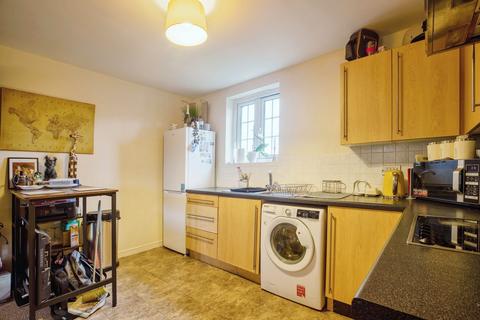 2 bedroom flat for sale, Langwood Court, Haslingden, Rossendale, Lancashire, BB4