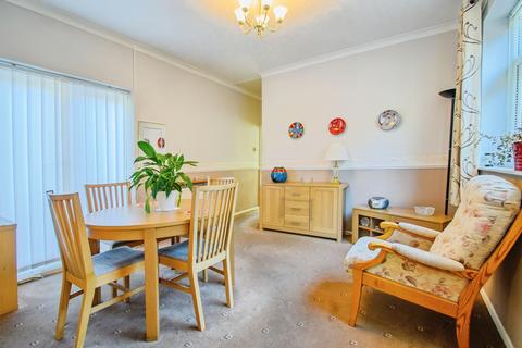 3 bedroom bungalow for sale, Dumers Lane, Radcliffe, Manchester, Greater Manchester, M26