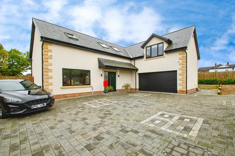 undefined, Spen Close, Bury, Radcliffe, Greater Manchester, M26