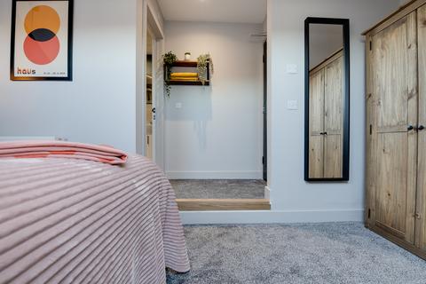 6 bedroom house of multiple occupation to rent, Cardiff Road, Portsmouth PO2