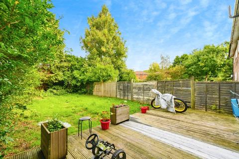 3 bedroom terraced house for sale, Heybrook Walk, Whitefield, Manchester, Greater Manchester, M45