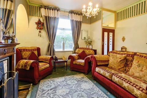 4 bedroom terraced house for sale, Gigg Lane, Bury, Greater Manchester, BL9