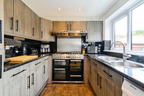 3 bedroom semi-detached house for sale, Gorsefield Close, Radcliffe, Manchester, M26