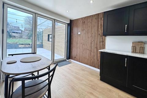 undefined, Brook Street, Derbyshire DE11